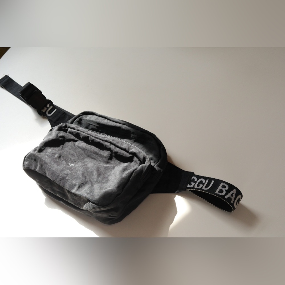 Black Baggu Fanny Pack